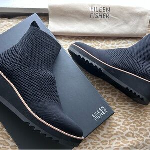 Eileen Fisher Black London Stretch Bootie. Dust bag & box incl. Size 9.